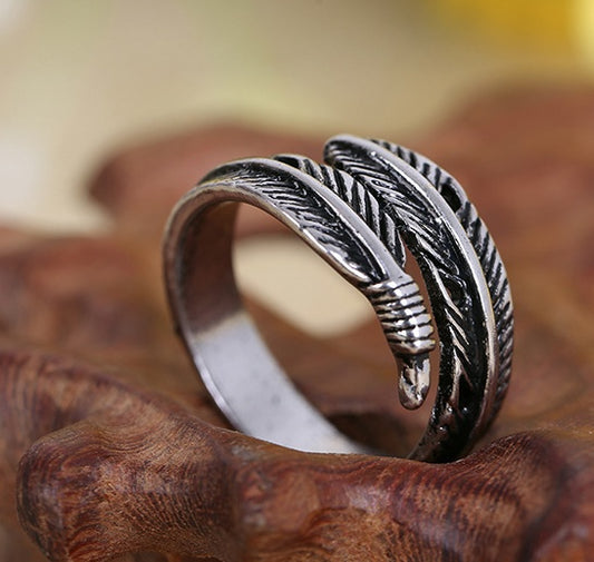 "Featherbind" Ring